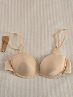 SKIMS Multi-way Bra Size:32C Sand
